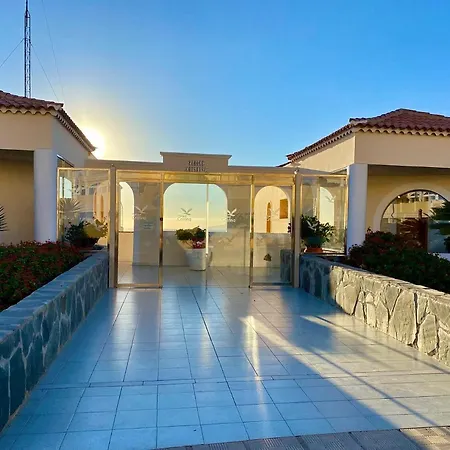 Апартаменты Paulmarie Ocean View Адехе