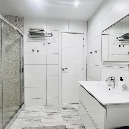 Апартаменты Paulmarie Ocean View Адехе