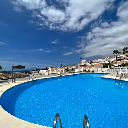 Paulmarie Ocean View Apartment *