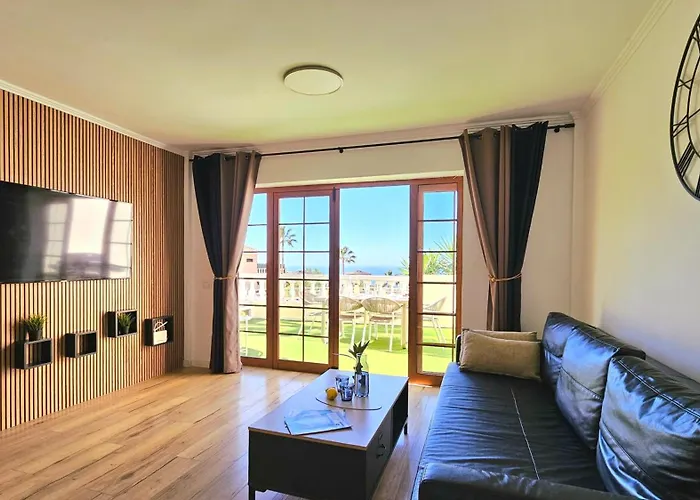 Paulmarie Ocean View * أذيخي