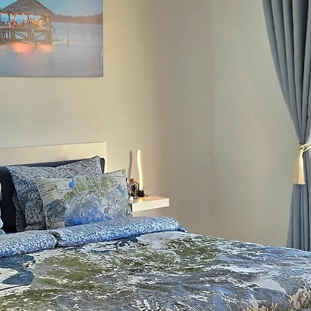 Paulmarie Ocean View דירה